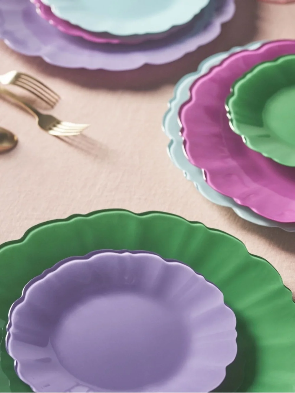 Lilac‎ Adley Dessert Plates